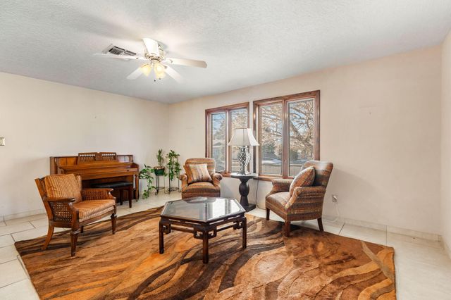 3828 Piermont Drive NE, Albuquerque, NM 87111