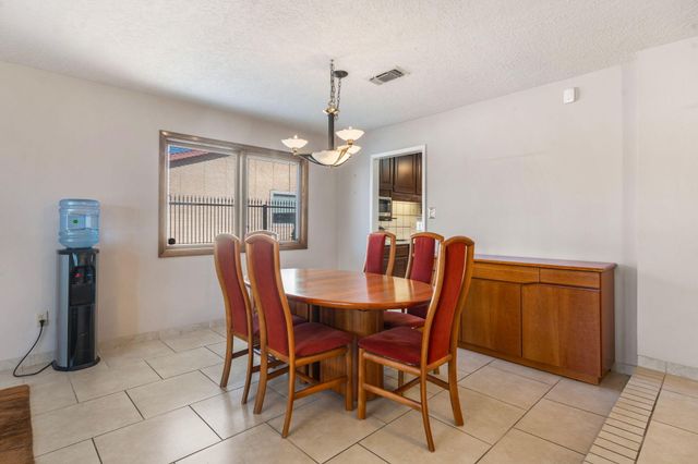 3828 Piermont Drive NE, Albuquerque, NM 87111