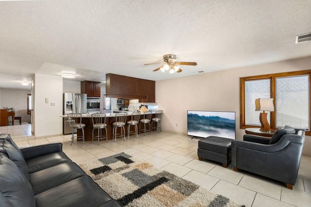 3828 Piermont Drive NE, Albuquerque, NM 87111