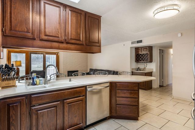 3828 Piermont Drive NE, Albuquerque, NM 87111