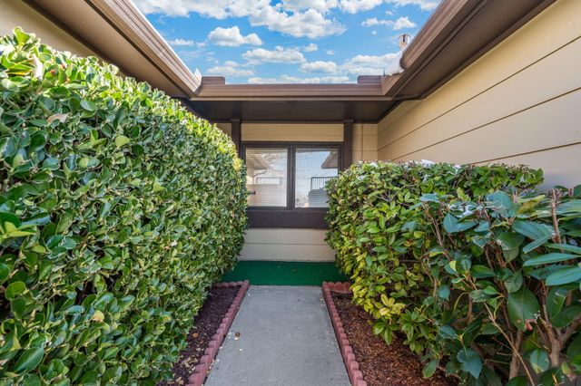 3828 Piermont Drive NE, Albuquerque, NM 87111