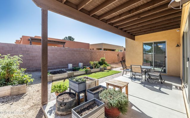 8881 E Wright School Loop, Tucson, AZ 85715
