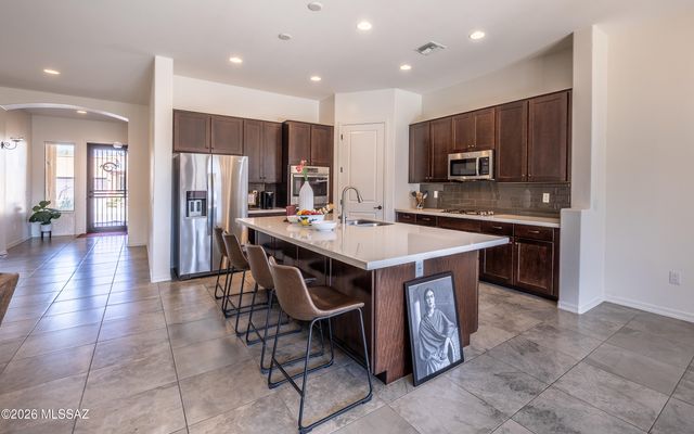 8881 E Wright School Loop, Tucson, AZ 85715