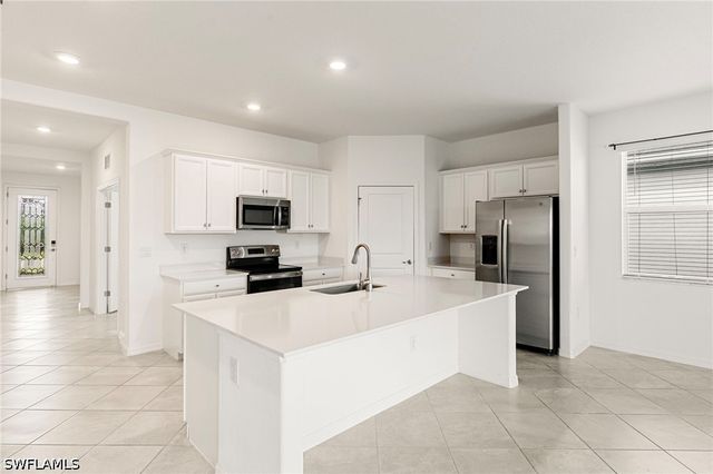 2525 Kona WAY, Naples, FL 34120
