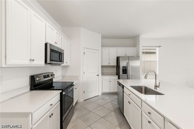 2525 Kona WAY, Naples, FL 34120