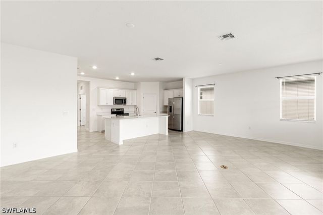 2525 Kona WAY, Naples, FL 34120