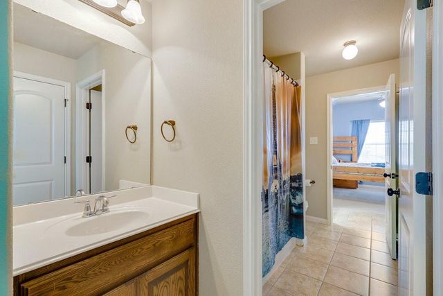 119 Colthorpe LN, Hutto, TX 78634