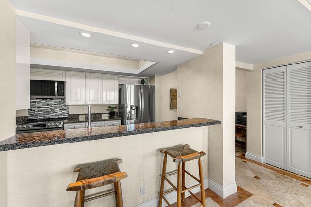 100 SE 5th Avenue 410, Boca Raton, FL 33432