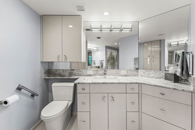 100 SE 5th Avenue 410, Boca Raton, FL 33432