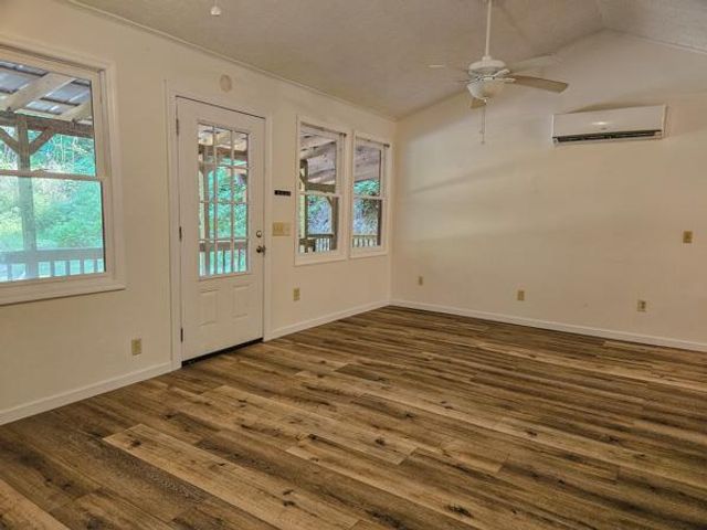 65 Mount Pleasant Drive, Ellijay, GA 30540