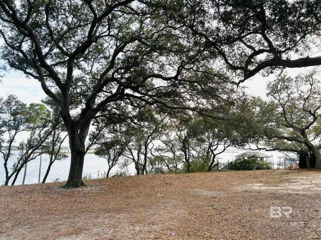 14395 Innerarity Point Road, Pensacola, FL 32507