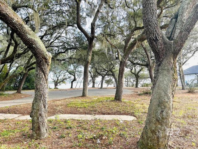 14395 Innerarity Point Road, Pensacola, FL 32507