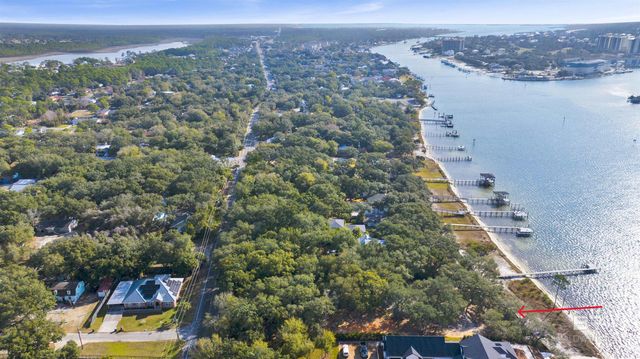 14395 Innerarity Point Road, Pensacola, FL 32507
