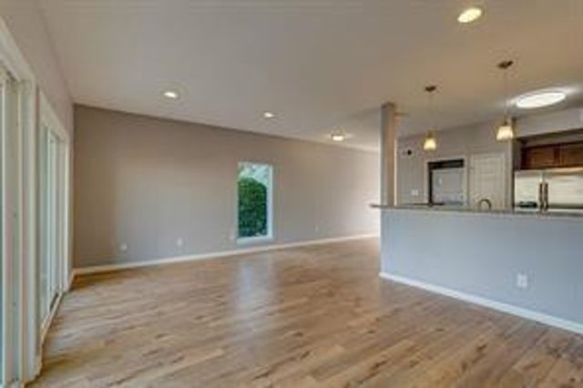 83 S April Point Drive S 83, Conroe, TX 77356