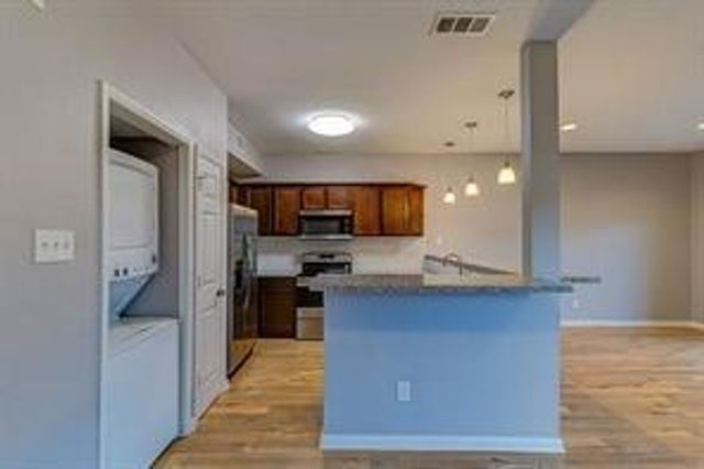 83 S April Point Drive S 83, Conroe, TX 77356