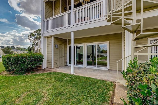83 S April Point Drive S 83, Conroe, TX 77356