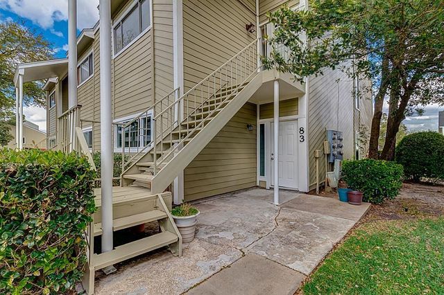 83 S April Point Drive S 83, Conroe, TX 77356