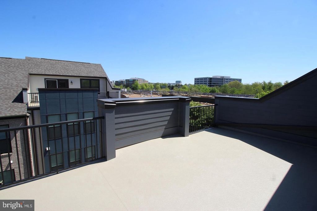 2471 LIBERTY LOOP, Herndon, VA 20171