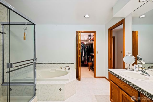 419 212th Avenue NE, Sammamish, WA 98074