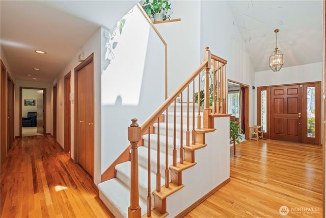 419 212th Avenue NE, Sammamish, WA 98074