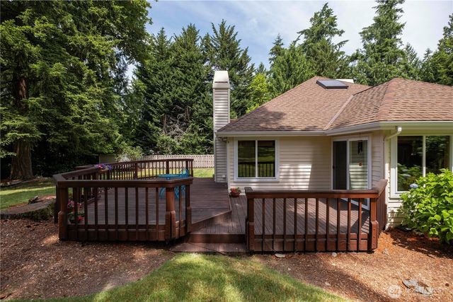 419 212th Avenue NE, Sammamish, WA 98074