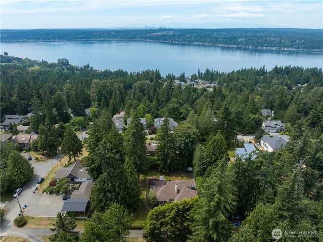 419 212th Avenue NE, Sammamish, WA 98074