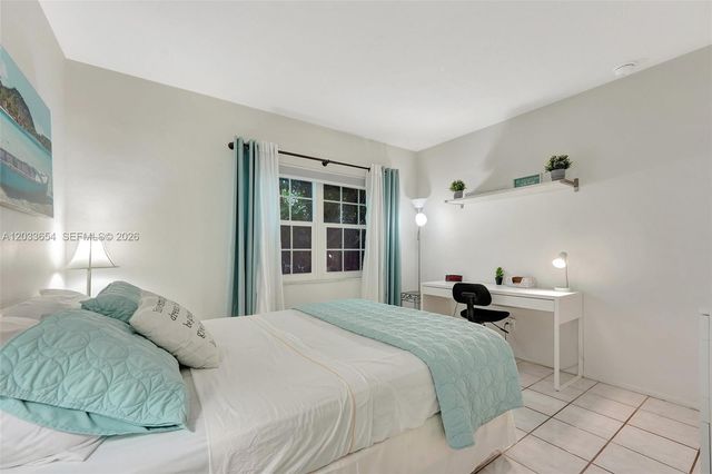 221 SE 9th Ave 102, Pompano Beach, FL 33060