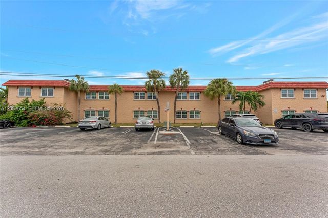 221 SE 9th Ave 102, Pompano Beach, FL 33060