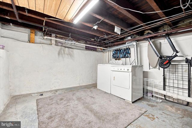 2222 E BOSTON ST, Philadelphia, PA 19125