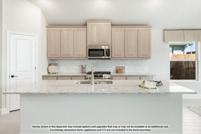 1002 Stonehaven Drive, Justin, TX 76247