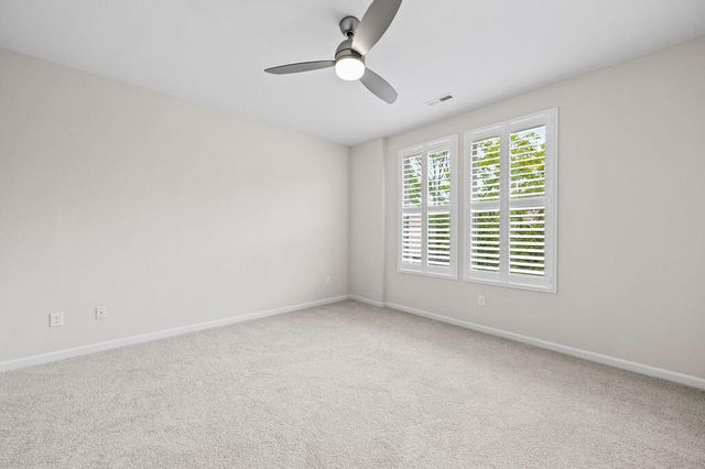 519 Queens Cup Lane, 21D, Walton, KY 41094