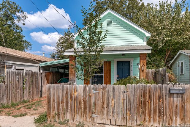 113 Burbank, San Antonio, TX 78204
