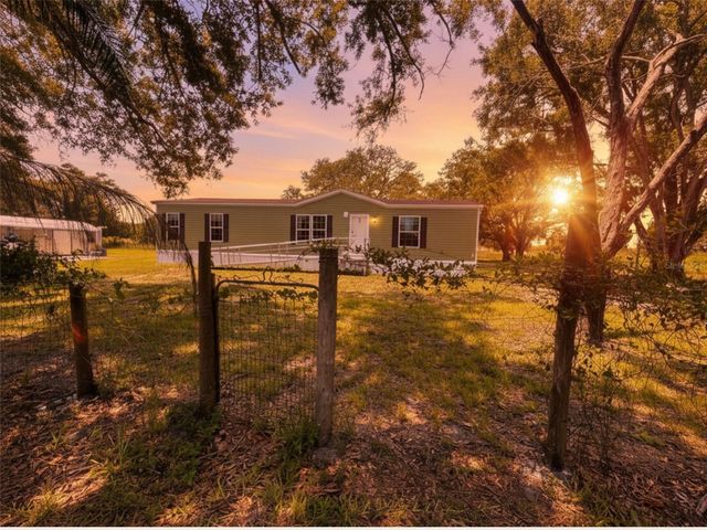 9827 SE HOTH ROAD, Arcadia, FL 34266