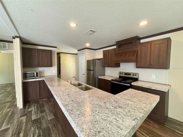 9827 SE HOTH ROAD, Arcadia, FL 34266