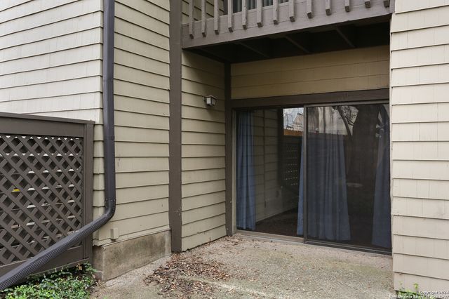 11815 Vance Jackson Rd Apt 2404, San Antonio, TX 78230
