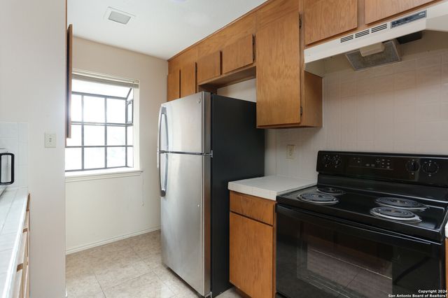 11815 Vance Jackson Rd Apt 2404, San Antonio, TX 78230