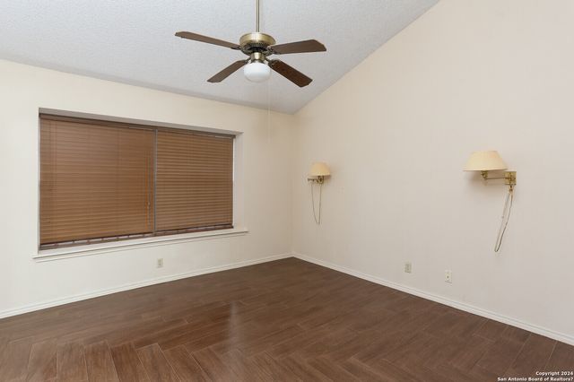 11815 Vance Jackson Rd Apt 2404, San Antonio, TX 78230
