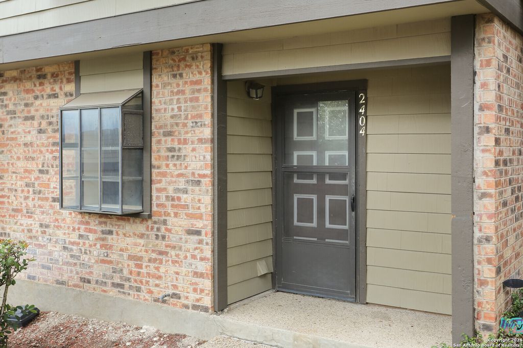 11815 Vance Jackson Rd Apt 2404, San Antonio, TX 78230