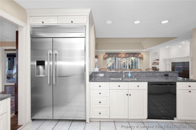 2003 Pinewood Terrace, Fayetteville, NC 28304