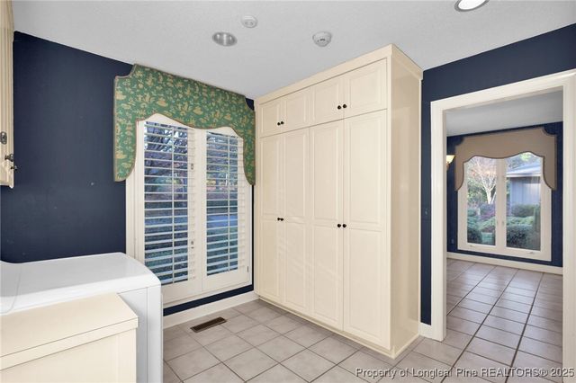 2003 Pinewood Terrace, Fayetteville, NC 28304