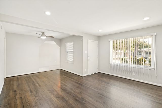 11524 Strand Street, Dallas, TX 75218
