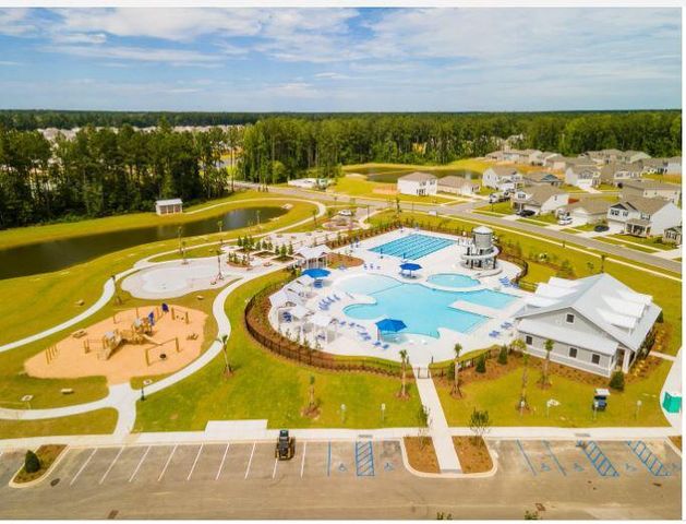 930 Woodside Creek Lane, Summerville, SC 29486