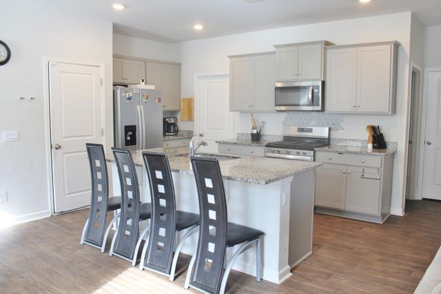 930 Woodside Creek Lane, Summerville, SC 29486