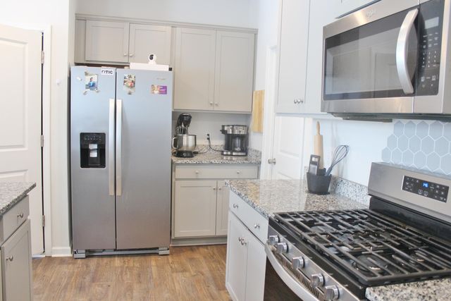 930 Woodside Creek Lane, Summerville, SC 29486