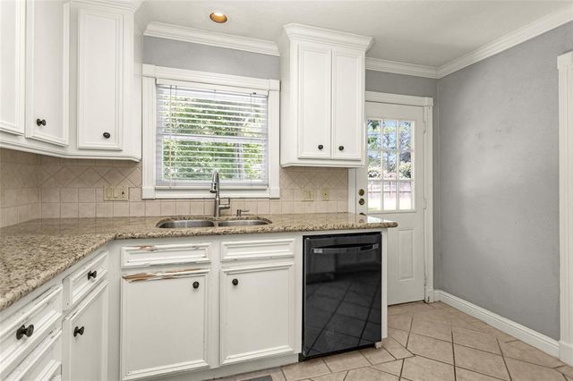 6018 Carew Street, Houston, TX 77074