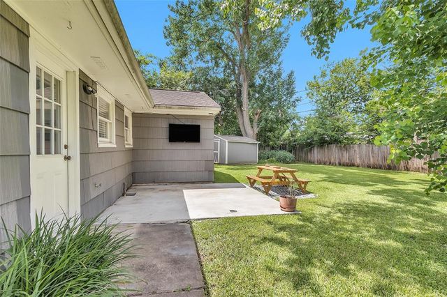 6018 Carew Street, Houston, TX 77074