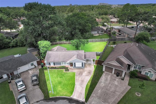 6018 Carew Street, Houston, TX 77074