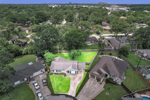6018 Carew Street, Houston, TX 77074