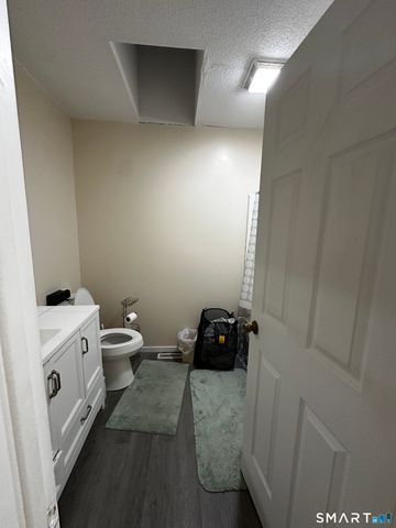 654 Laurel Street 1, East Haven, CT 06512