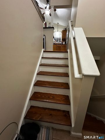 654 Laurel Street 1, East Haven, CT 06512